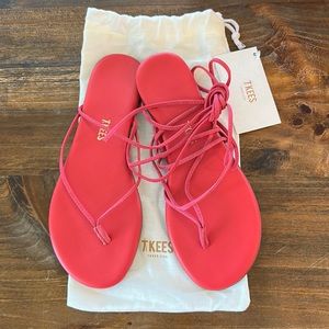 NWT Tkees Lace-up Lilu Sandals